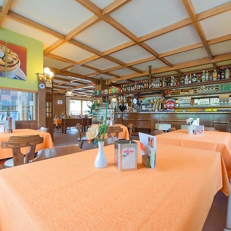 Dependance Sporting Hotel Ливиньо Екстериор снимка