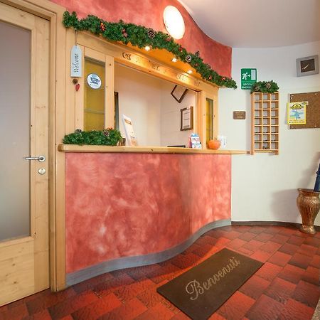Dependance Sporting Hotel Ливиньо Екстериор снимка