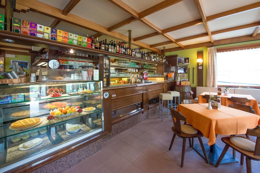 Dependance Sporting Hotel Ливиньо Екстериор снимка